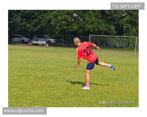 足球球星长跑挑战赛:体能极限与速度碰撞,运动员新突破之路